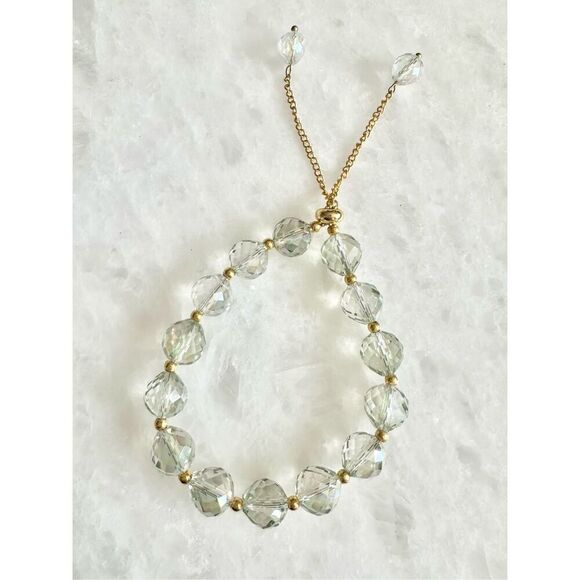 Grey iridescent beaded friendship bracelet - Picture 1 of 3